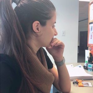 Meet your Posher, Lida